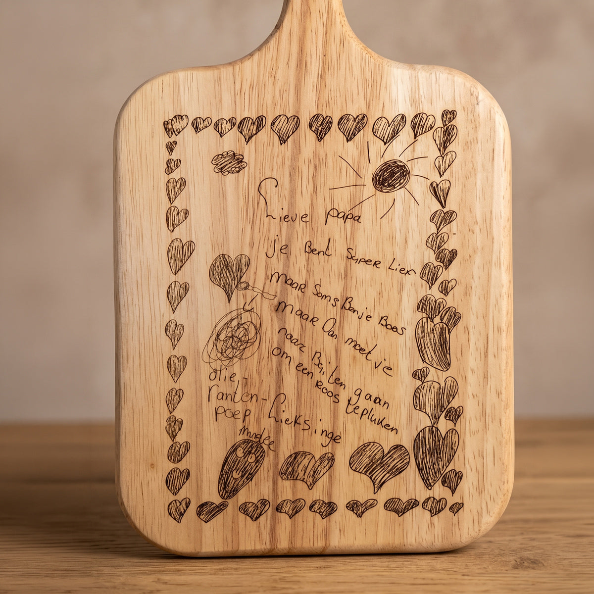 Kindertekening op Eikenhouten Serveerplank | Een Persoonlijk Cadeau voor Oma, Opa, Papa of Mama