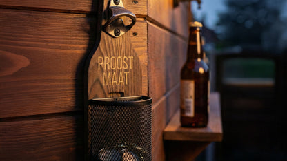Houten wandbieropener Gepersonaliseerd