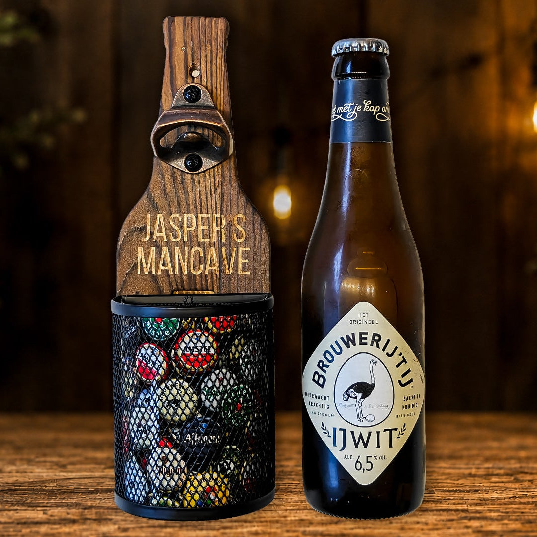 Houten wandbieropener Gepersonaliseerd